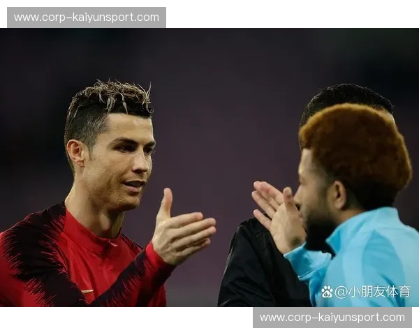 欧联纪录片:绿茵背后,那些未被拍下的荣耀与泪水 欧联纪录片:绿茵背后,那些未被拍下的荣耀与泪水